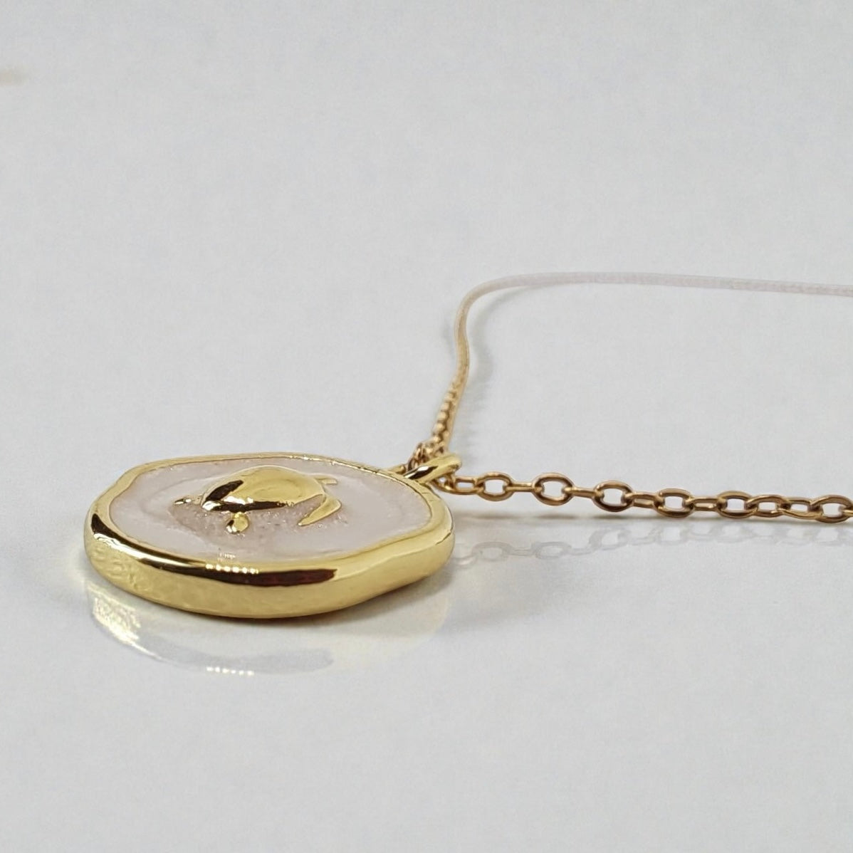 Turtle Sand Pendant Hiding Bella