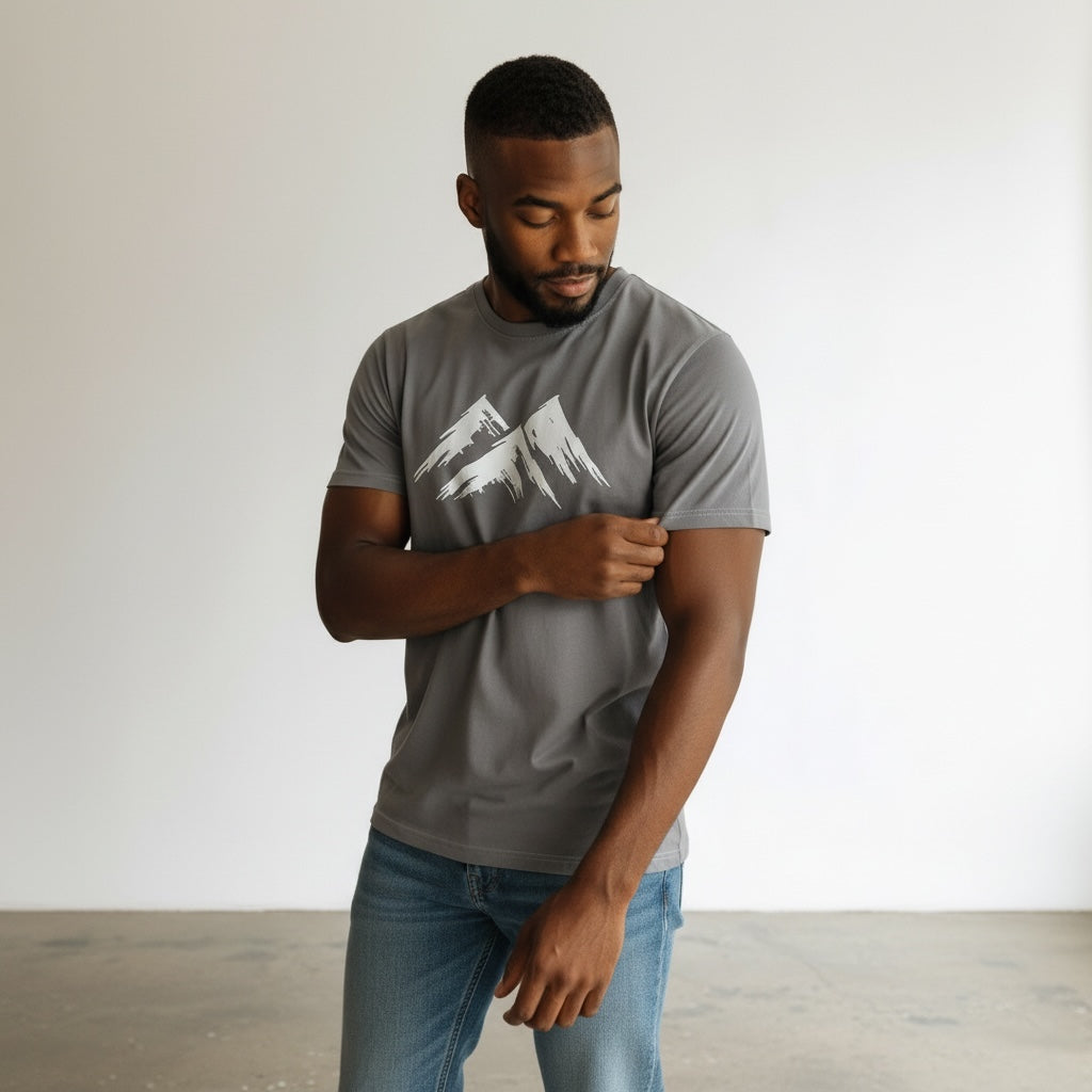 Mountain Tee Grey Hiding Bella