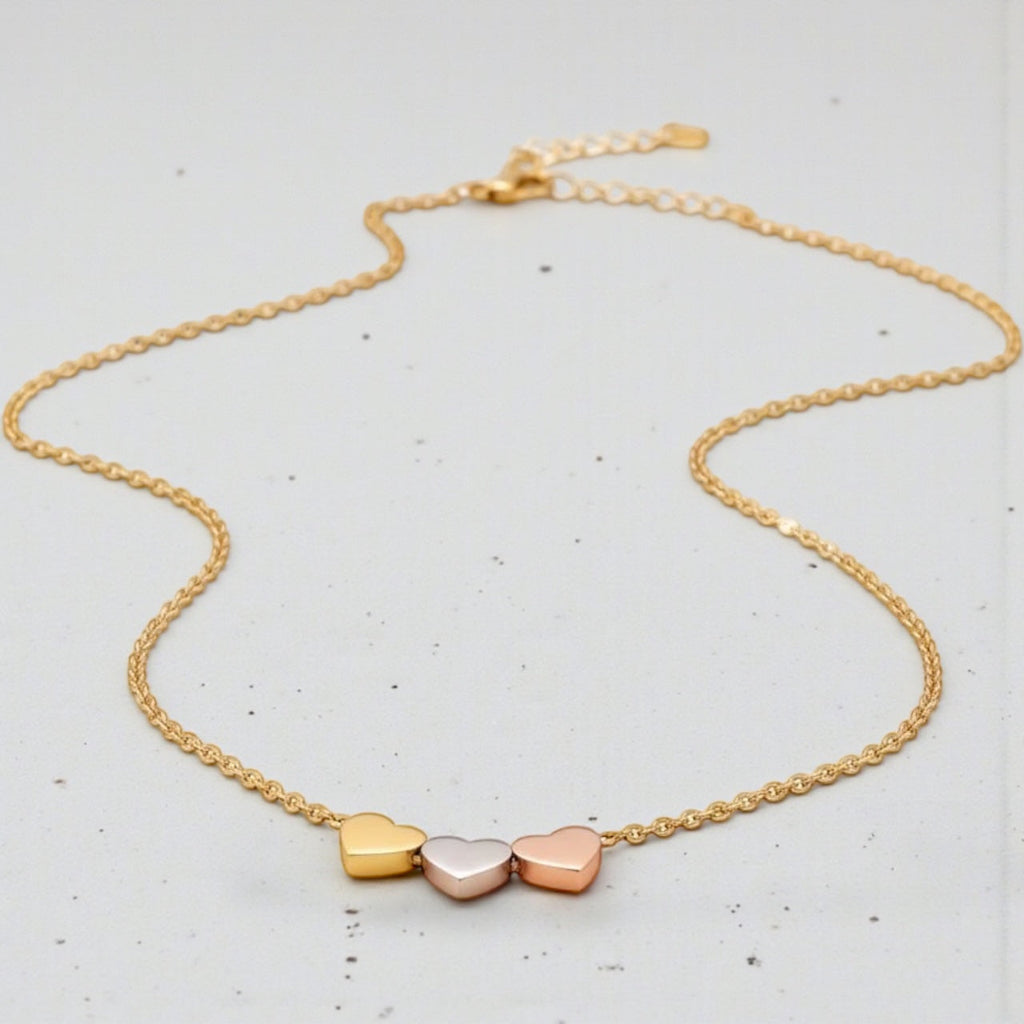 Three Hearts Pendant Hiding Bella