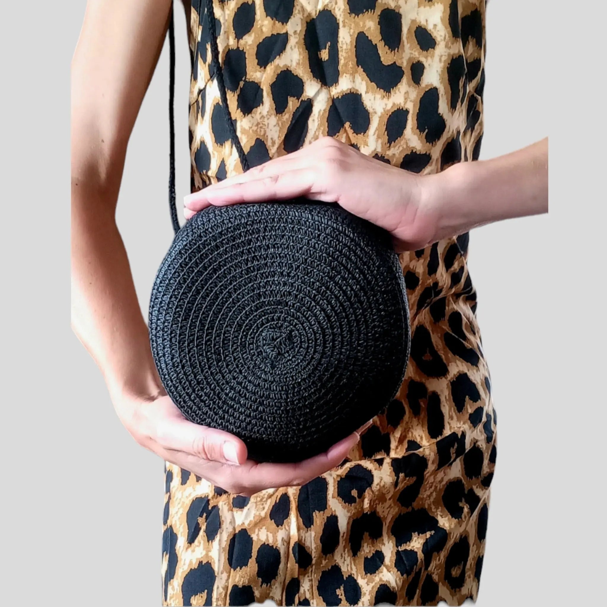 Mini Round Straw Black Bag Hiding Bella